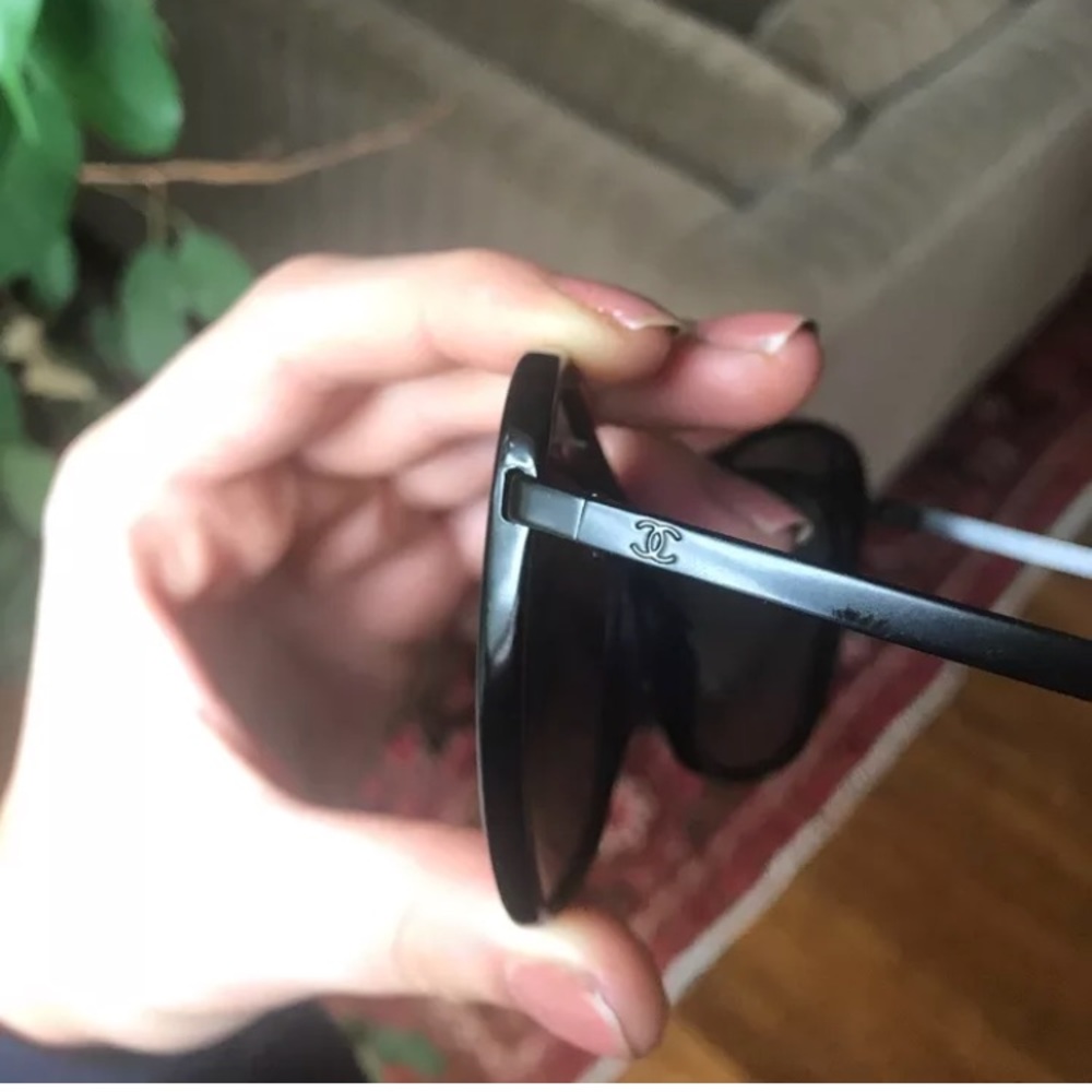 2017 Chanel Fall edition Sunglasses *New* - Picture 3 of 3